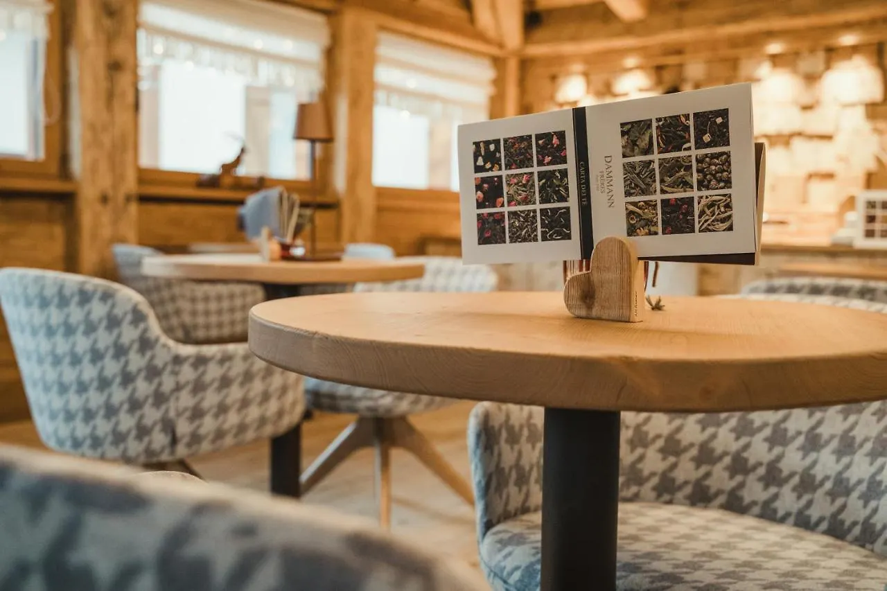 Fiori Dolomites Experience Hotel San Vito di Cadore